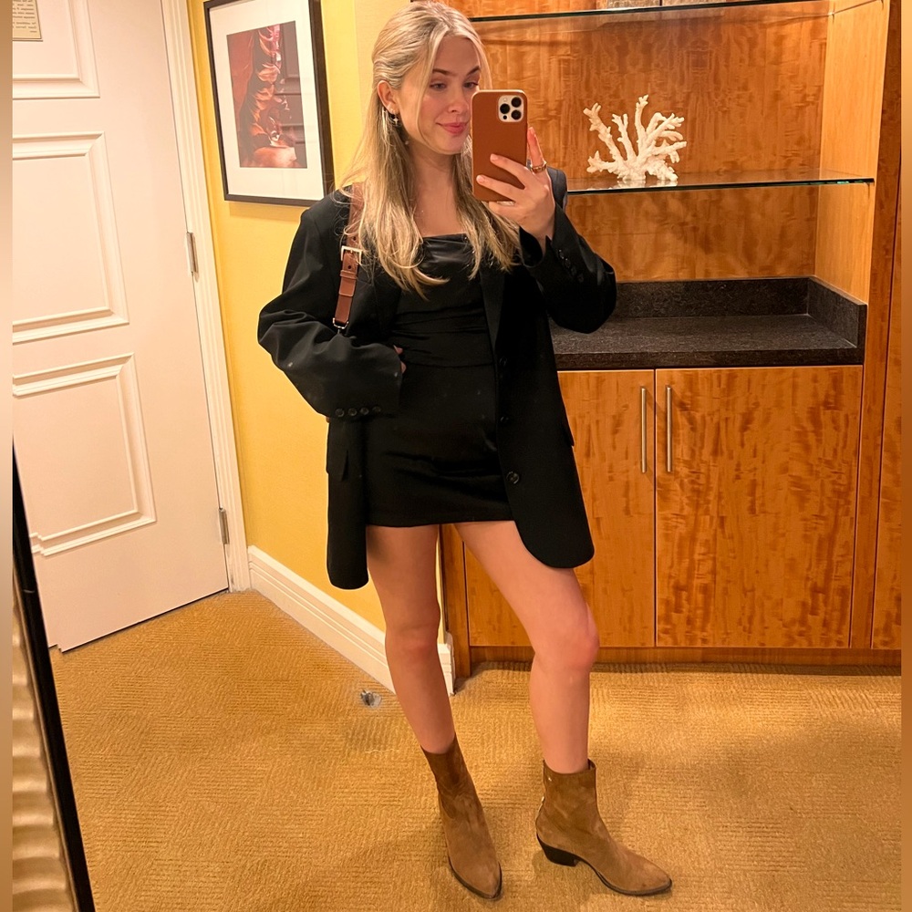 Meet your Posher, Abby